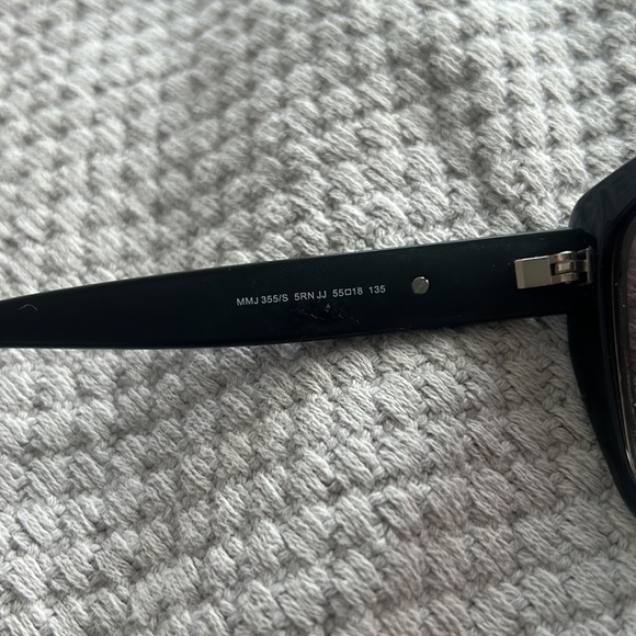 Marc Jacobs Sunglasses - Picture 3 of 7